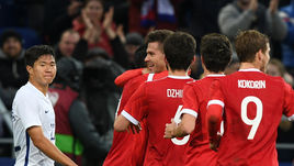 Сегодня. Москва. Россия - Корея - 4:2. Россияне разгромили корейцев.