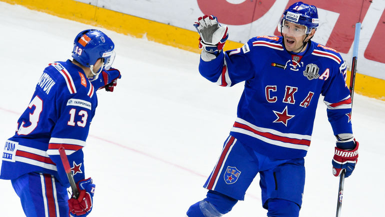 Павел ДАЦЮК (слева) и Илья КОВАЛЬЧУК. Фото ХК СКА Павел ДАЦЮК (слева) и Илья КОВАЛЬЧУК. Фото ХК СКА