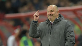 Сегодня. Казань. Россия - Иран - 1:1. Главный тренер сборной России Станислав ЧЕРЧЕСОВ.