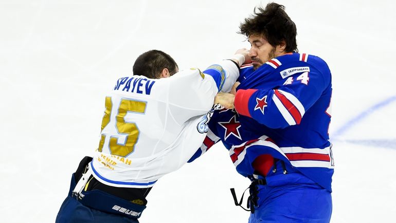 Дамир РЫСПАЕВ (слева) и Евгений АРТЮХИН. Фото photo.khl.ru Дамир РЫСПАЕВ (слева) и Евгений АРТЮХИН. Фото photo.khl.ru