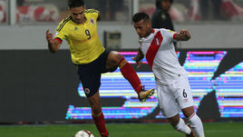 10 октября. Лима. Перу - Колумбия - 1:1. Радамель ФАЛЬКАО (№9) и Мигель ТРАУКО: да будет ничья.