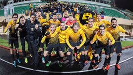 ФК "Арарат". Игорь ЛЕБЕДЕНКО - четвертый слева.