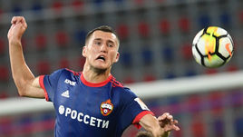 В последнее время к игре Виктора ВАСИНА возникает все больше претензий. Но Элвер Рахимич верит в защитника.