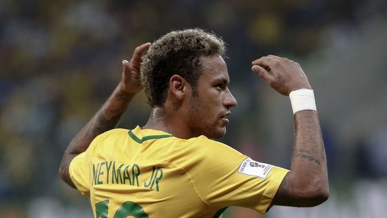 НЕЙМАР - главная звезда сборной Бразилии. Фото REUTERS НЕЙМАР - главная звезда сборной Бразилии. Фото REUTERS