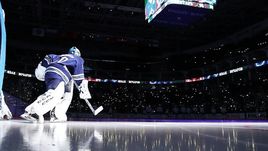 Вторник. Москва. "Динамо" М - "Салават Юлаев" - 2:3. На лед выходит Иван БОЧАРОВ. Провести полный матч он не сможет из-за травмы.