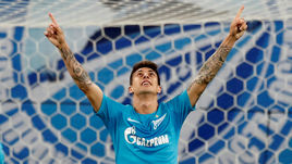 Сегодня. Санкт-Петербург. "Зенит" - "Русенборг" - 3:1. Автор хет-трика Эмилиано РИГОНИ.