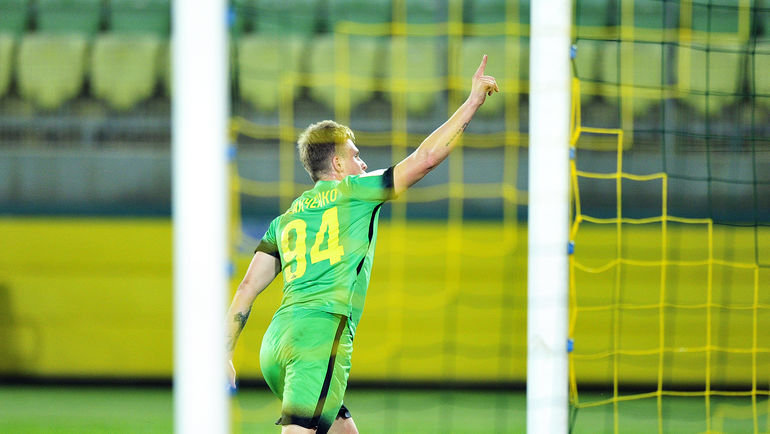 Олег ДАНЦЕВ. Фото Сергей РАСУЛОВ-младший Олег ДАНЦЕВ. Фото Сергей РАСУЛОВ-младший