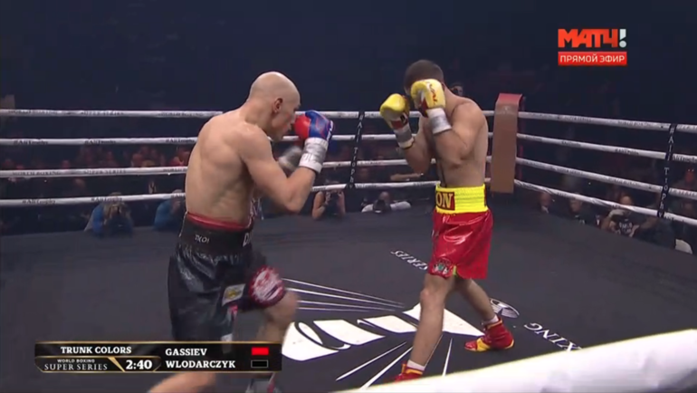 Первый раунд начался осторожно. Первый раунд начался осторожно.