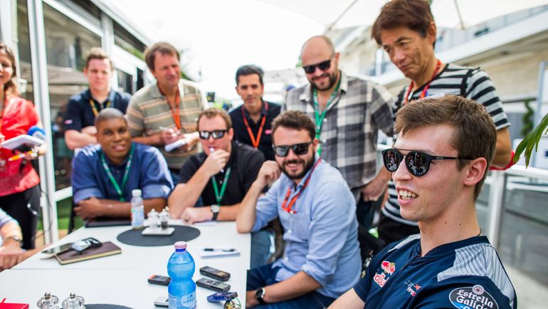 Даниил КВЯТ (справа). Фото AFP Даниил КВЯТ (справа). Фото AFP