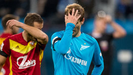 Александр КОКОРИН (в центре).