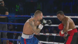 Андрей Сироткин (слева) победил Рикардо Майоргу.