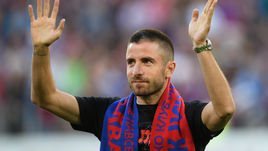 Зоран ТОШИЧ.