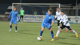 Андрей МЯЗИН (с мячом).