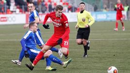 Талалаев громит "Спартак-2". Но завидует ему