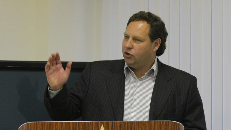 Константин САРСАНИЯ. Фото Александр ВИЛЬФ Константин САРСАНИЯ. Фото Александр ВИЛЬФ