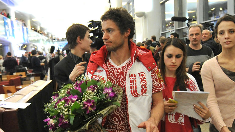 Илья ЧЕРНОУСОВ (в центре). Фото Татьяна ДОРОГУНИНА Илья ЧЕРНОУСОВ (в центре). Фото Татьяна ДОРОГУНИНА