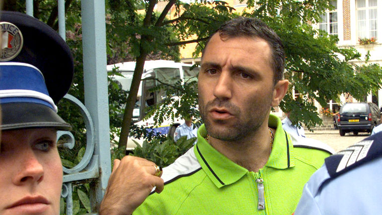 Христо СТОИЧКОВ как-то пнул судью в класико и получил три месяца дисквалификации.