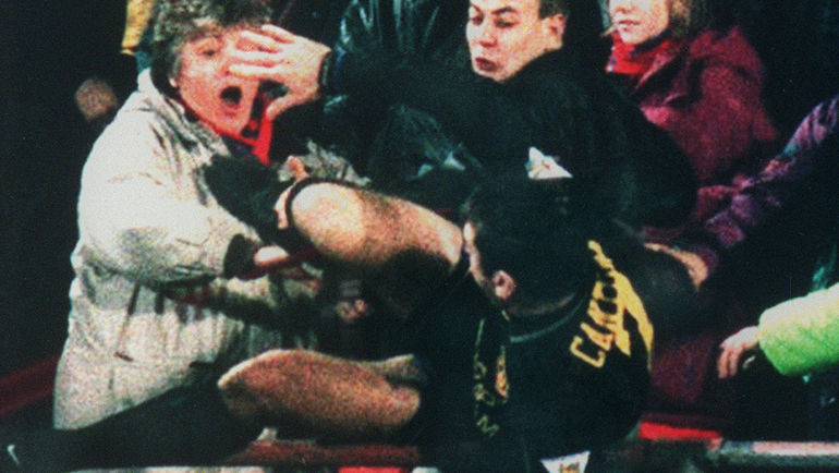 Знаменитый прыжок Эрика КАНТОНА.