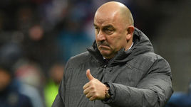 Суббота. Москва. "Лужники". Россия - Аргентина - 0:1. Станислав ЧЕРЧЕСОВ признал закономерность поражения.