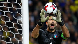 10 ноября. Стокгольм. Швеция - Италия - 1:0. Джанлуиджи БУФФОН.