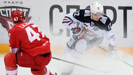 Вторник. Москва. "Спартак" – "Металлург" (Магнитогорск) – 3:2 Б. Вилле ЛАЮНЕН (слева), Антон ШЕНФЕЛЬД.