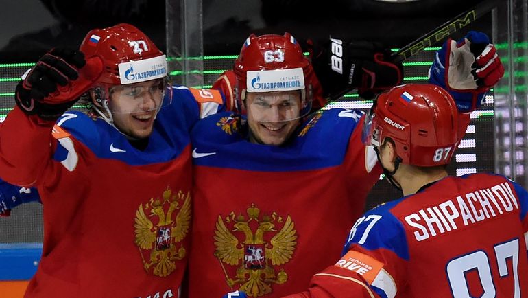 Артемий ПАНАРИН, Евгений ДАДОНОВ и Вадим ШИПАЧЕВ. Фото AFP Артемий ПАНАРИН, Евгений ДАДОНОВ и Вадим ШИПАЧЕВ. Фото AFP