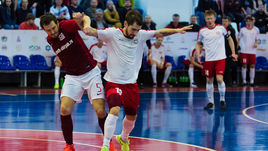 "Дина" летит в Лиссабон "на одном двигателе"