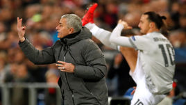 Среда. Базель. "Базель" - "Манчестер Юнайтед" - 1:0. Жозе МОУРИНЬЮ и Златан ИБРАГИМОВИЧ.