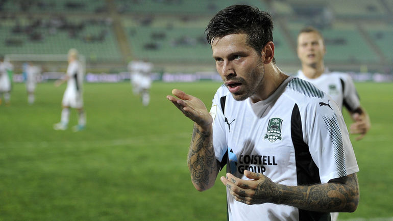 Забьет ли Федор СМОЛОВ своей бывшей команде? Фото Сергей РАСУЛОВ/ NewsTeam Забьет ли Федор СМОЛОВ своей бывшей команде? Фото Сергей РАСУЛОВ/ NewsTeam