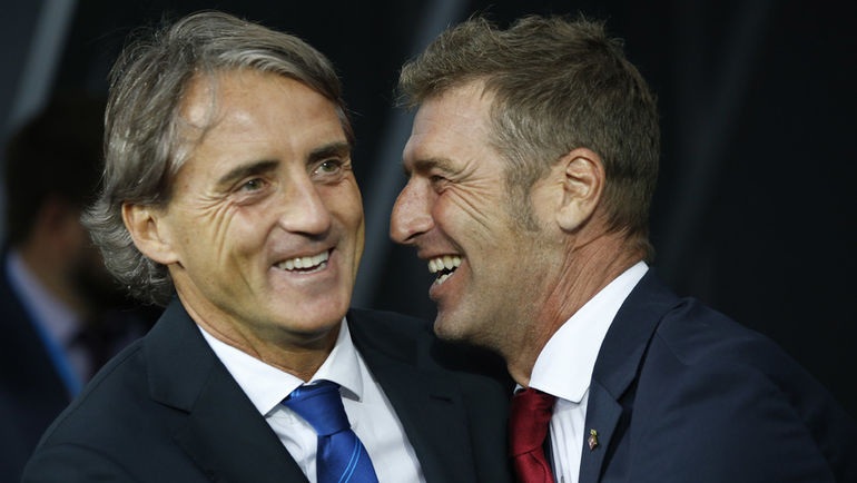 Роберто МАНЧИНИ (слева) и Массимо КАРРЕРА. Фото Александр ВОЛГИН Роберто МАНЧИНИ (слева) и Массимо КАРРЕРА. Фото Александр ВОЛГИН