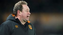 Суббота. Кингстон-апон-Халл. "Халл Сити" - "Бристоль Сити" - 2:3. Леонид СЛУЦКИЙ.