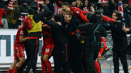 Понедельник. Москва. "Спартак" - "Зенит" - 3:1. Радость красно-белых.