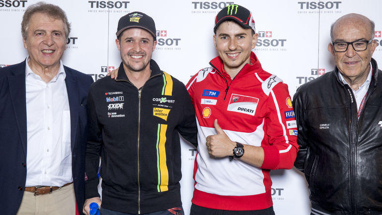 Томас ЛЮТИ и Хорхе ЛОРЕНСО (оба в центре). Томас ЛЮТИ и Хорхе ЛОРЕНСО (оба в центре).