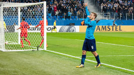 Нападающий "Зенита" Александр КОКОРИН.