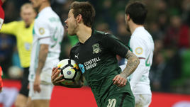 Воскресенье. Краснодар. "Краснодар" - "Ахмат" - 3:2. 52-я минута. Федор СМОЛОВ: погоня началась.