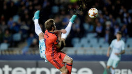 Четверг. Сан-Себастьян. "Реал Сосьедад" - "Зенит" - 1:3. 64-я минута. Бранислав ИВАНОВИЧ забивает победный гол ударом через себя.