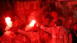 Четверг. Белград. "Црвена Звезда" - "Кельн" - 1:0. Беградцы вышли в плей-офф, а у гостей больше всего "отличились" фанаты.