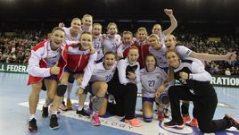 Сборная России вышла в плей-офф с пятью победами в пяти матчах.