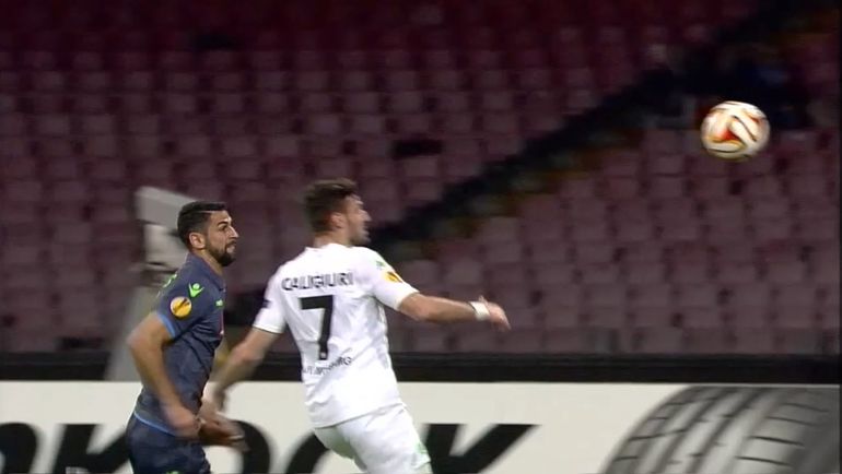 Нарушение Даниэля Калиджури против Мигеля Бритоса. Нарушение Даниэля Калиджури против Мигеля Бритоса.