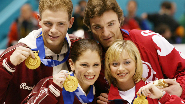 Олимпийские чемпионы Солт-Лейк-Сити Елена БЕРЕЖНАЯ/Антон СИХАРУЛИДЗЕ и Джейми САЛО/Давид ПЕЛЛЕТЬЕ. Фото REUTERS Олимпийские чемпионы Солт-Лейк-Сити Елена БЕРЕЖНАЯ/Антон СИХАРУЛИДЗЕ и Джейми САЛО/Давид ПЕЛЛЕТЬЕ. Фото REUTERS