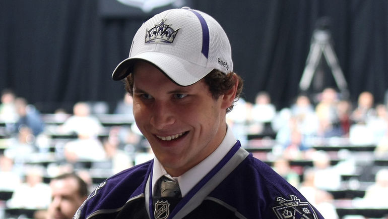 Линден ВЕЙ на драфте 2009 года. Фото AFP Линден ВЕЙ на драфте 2009 года. Фото AFP