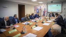 В здании Олимпийского комитета России прошло заседание президиума Федерации современного пятиборья России.