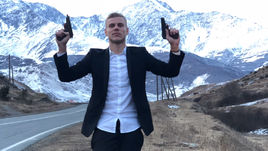 Александр КОКОРИН ярко отдохнул на Кавказе.