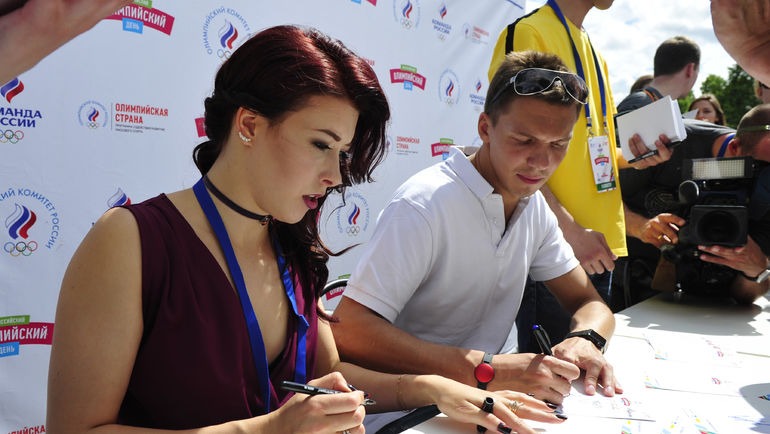 Екатерина БОБРОВА и Дмитрий СОЛОВЬЕВ. Фото Никита УСПЕНСКИЙ Екатерина БОБРОВА и Дмитрий СОЛОВЬЕВ. Фото Никита УСПЕНСКИЙ