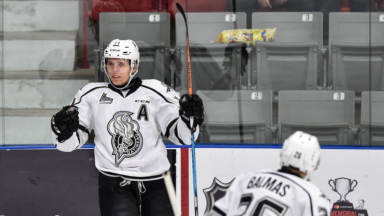 Виталий АБРАМОВ (слева). Фото AFP Виталий АБРАМОВ (слева). Фото AFP