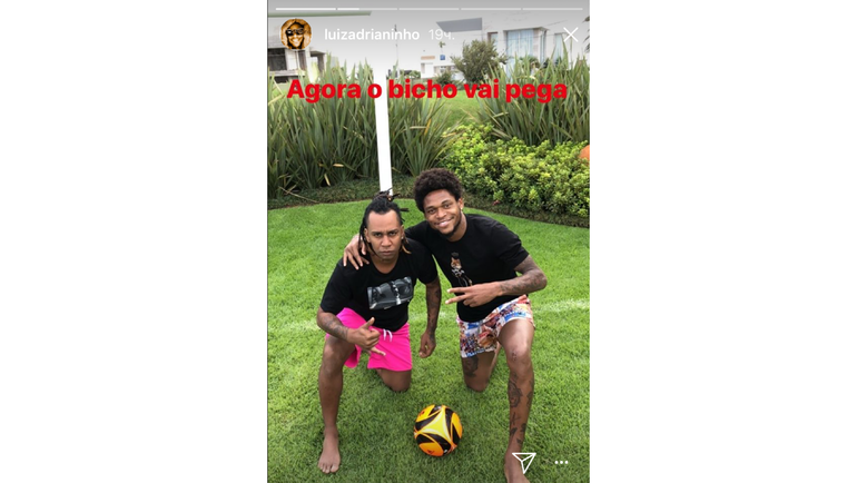 Луиз АДРИАНУ отдыхает на Родине. Фото instagram.com/ Луиз АДРИАНУ отдыхает на Родине. Фото instagram.com/