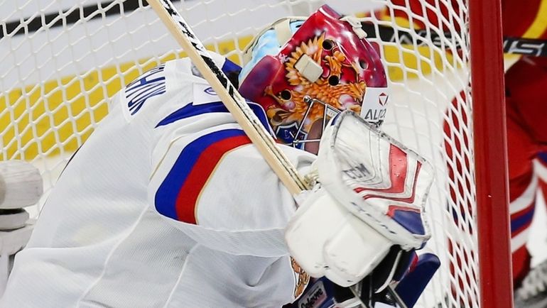 Алексей МЕЛЬНИЧУК пропустил от чехов четыре шайбы. Фото ФХР Алексей МЕЛЬНИЧУК пропустил от чехов четыре шайбы. Фото ФХР