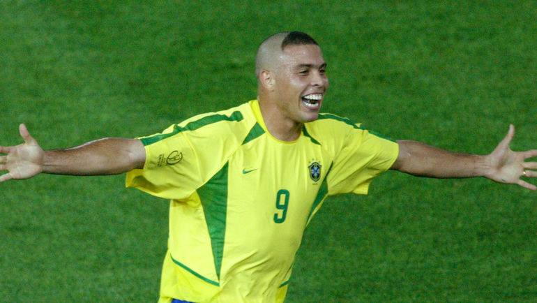 Герой чемпионата мира-2002 - РОНАЛДО. Фото REUTERS Герой чемпионата мира-2002 - РОНАЛДО. Фото REUTERS