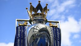 Кубок, вручаемый чемпиону Англии.