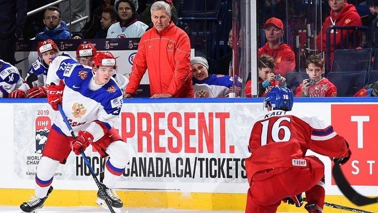 Николай КНЫЖОВ (№22). Фото iihf.com Николай КНЫЖОВ (№22). Фото iihf.com